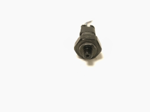 BMW 5 SERIES F10 (2010–2017) A/C condenser sensor - 5