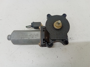 BMW X5 E53 (1999–2006) Front door window regulator motor 83810209 - 2