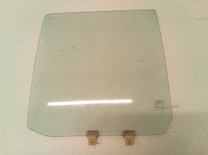 Rear side door glass - 43R00082