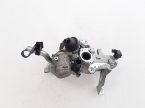  EGR valve 