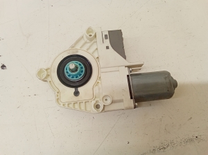 Front door window regulator motor - 964199