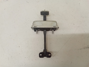 Land Rover Range Rover III (2002–2012) Front door check A07033 - 2
