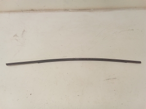 Front door outer window molding - CGE000860