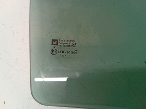 Opel Astra H (2004–2010) Aizmugurējo sānu durvju stikls 43R001604 - 2