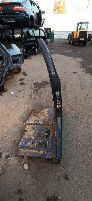 BMW X5 G05 (2018–2026) Center pillar 7955059 - 3