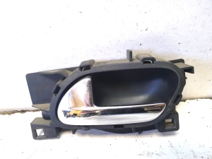 Front door inner handle - 10018