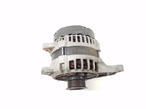 Mercedes Benz B-Class 246 (2011–2017) Alternator A0009063322 - 2