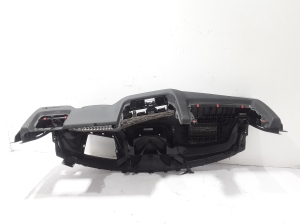 BMW X5 G05 (2018–2026) Salona panelis (torpēda) 9471900 - 4