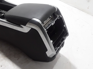 Land Rover Range Rover IV (2012–2026) Mittelkonsole LR100331 - 4