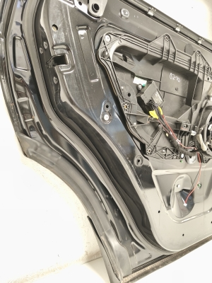 Land Rover Evoque (2011–2018) Rear side doors - 11