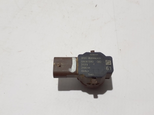 BMW X5 G05 (2018–2026) Front parking sensor 9826963 - 2