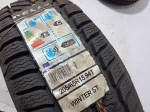 Volkswagen Caddy IV (2015–2020) Tires 20565R15 - 2