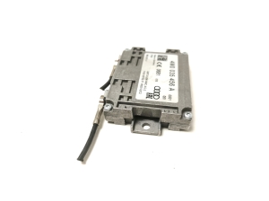 AUDI A4 B9 (2015–2026) Antenna amplifier 4M0035456A - 5