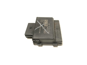 AUDI A4 B9 (2015–2026) Fuel pump control module 8W0906121B - 3