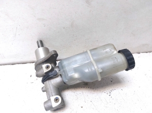 Peugeot 407 (2004–2010) Brake master cylinder 9646980980 - 3