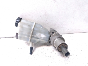 Peugeot 407 (2004–2010) Brake master cylinder 9646980980 - 4