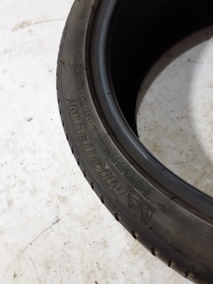 AUDI Q7 (2015–2026) Reifen 27540R20 - 4