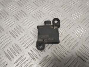 Porsche Cayenne (2010–2017) Tire pressure control module 7PP907283 - 4
