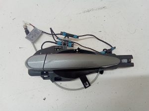 Front door exterior handle - E9XVT