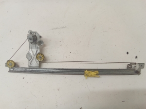Opel Vivaro A (2001–2014) Front door window regulator 37103001 - 2