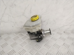   Brake master cylinder  - 7P0611303A 