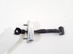 RENAULT Megane E-Tech CMF-EV (2022–2026) Rear side door opening limiter 824309483R - 2