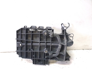 Peugeot 407 (2004–2010) Batteriehalter 9647018180 - 2