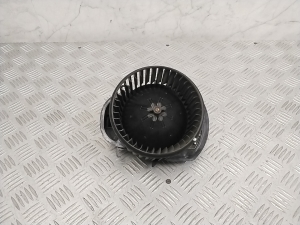   Heizungsgebläsemotor  -  
