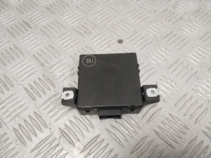 Porsche Cayenne (2010–2017) Gateway control module 7PP907530H - 2
