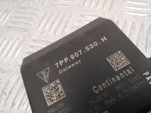 Porsche Cayenne (2010–2017) Gateway control module 7PP907530H - 3