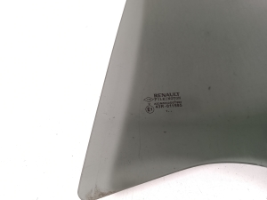 RENAULT Megane E-Tech CMF-EV (2022–2026) Rear side door glass 823015930R - 4