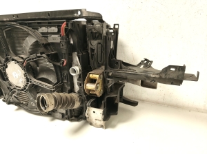 BMW 5 SERIES F10 (2010–2017) Schlossträger und seine Teile (Frontmaske) 8049681 - 7
