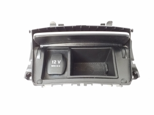 Mercedes Benz B-Class 246 (2011–2017) Sonstiges Teil der Mittelkonsole A2466807302 - 2