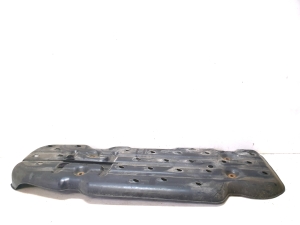 TOYOTA Hilux (2015–2020) Kraftstofftankschutz 77641KK030 - 4