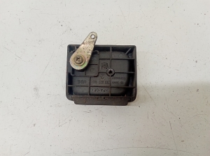 Volkswagen Caravelle (1990–2004) Tailgate interior opening handle 701827185 - 3