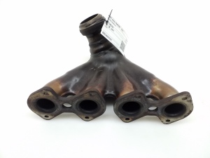   Exhaust manifold 