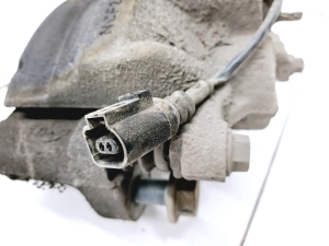 Volkswagen Crafter II (2017–2026) Front brake caliper - 4