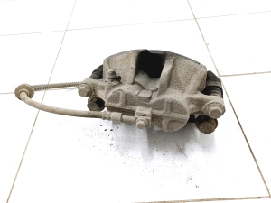 Volkswagen Crafter II (2017–2026) Front brake caliper - 2