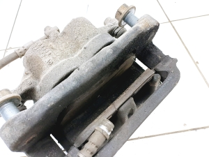 Volkswagen Crafter II (2017–2026) Front brake caliper - 4