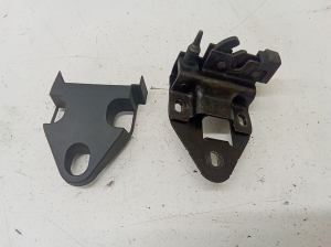 Tailgate lock - 198008182