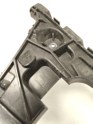 AUDI A4 B9 (2015–2026) Support de pare-chocs arrière 8W5807453 - 4