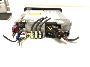AUDI A4 B9 (2015–2026) Radio (head unit) 8W0035035C - 5