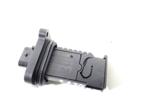 BMW X1 F48 (2015–2022) Mass air flow sensor 7602038 - 2