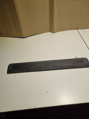 Mitsubishi Pajero IV (2006–2026) Inner sill trim MR402145 - 2
