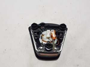VOLVO XC60 (2008–2017) Stūres drošības spilvens 30721929 - 3