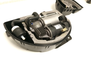 Land Rover Sport (2013–2026) Air suspension compressor DPLA3B484AF - 3