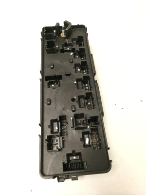 Land Rover Sport (2013–2026) Drošinātāju kaste salonā HPLA14N030AB - 4