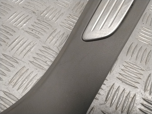 Porsche Cayenne (2010–2017) Inner sill trim 7P5863484M - 3