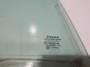 VOLVO XC60 (2008–2017) Aizmugurējo sānu durvju stikls 31386799 - 2