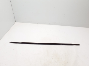 VOLVO XC60 (2008–2017) Rear side door outer window molding 31371113 - 3